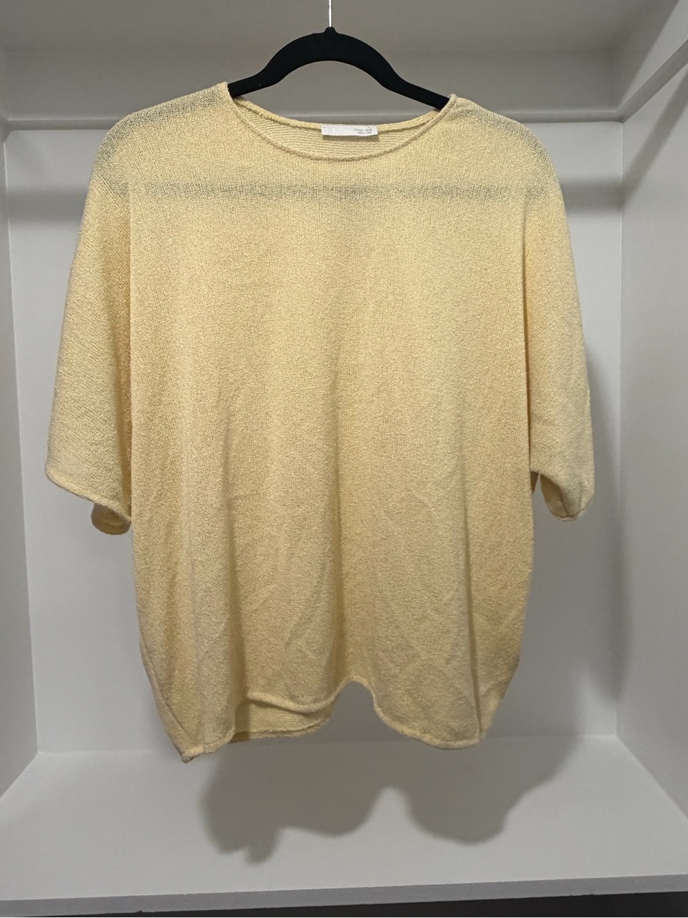 Zara Butter Yellow Short Sleeve Knit Top